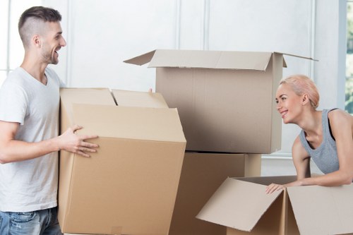 Secure storage unit collection service in Motspurpark